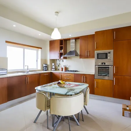 Apartment Aguia M T2 By Interhome Albufeira